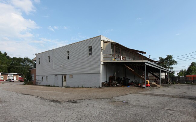 35 S Salem Warren Rd in North Jackson, OH - Building Photo - Building Photo