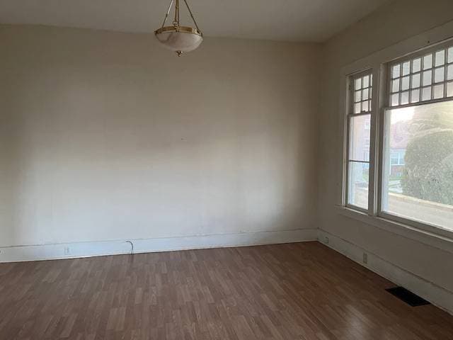 property at 204 W Market St