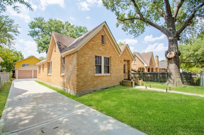 property at 1438 Munger St