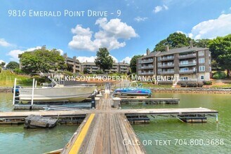 9816 Emerald Point Dr in Charlotte, NC - Building Photo - Building Photo