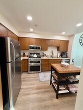 1353 Ridgefield Cir in Carol Stream, IL - Building Photo - Building Photo