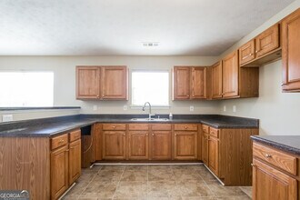 216 Prairie Hen Ln in Hampton, GA - Building Photo - Building Photo