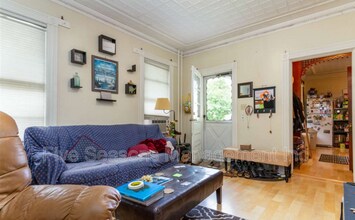 21 Lafayette Pl in Burlington, VT - Building Photo - Building Photo
