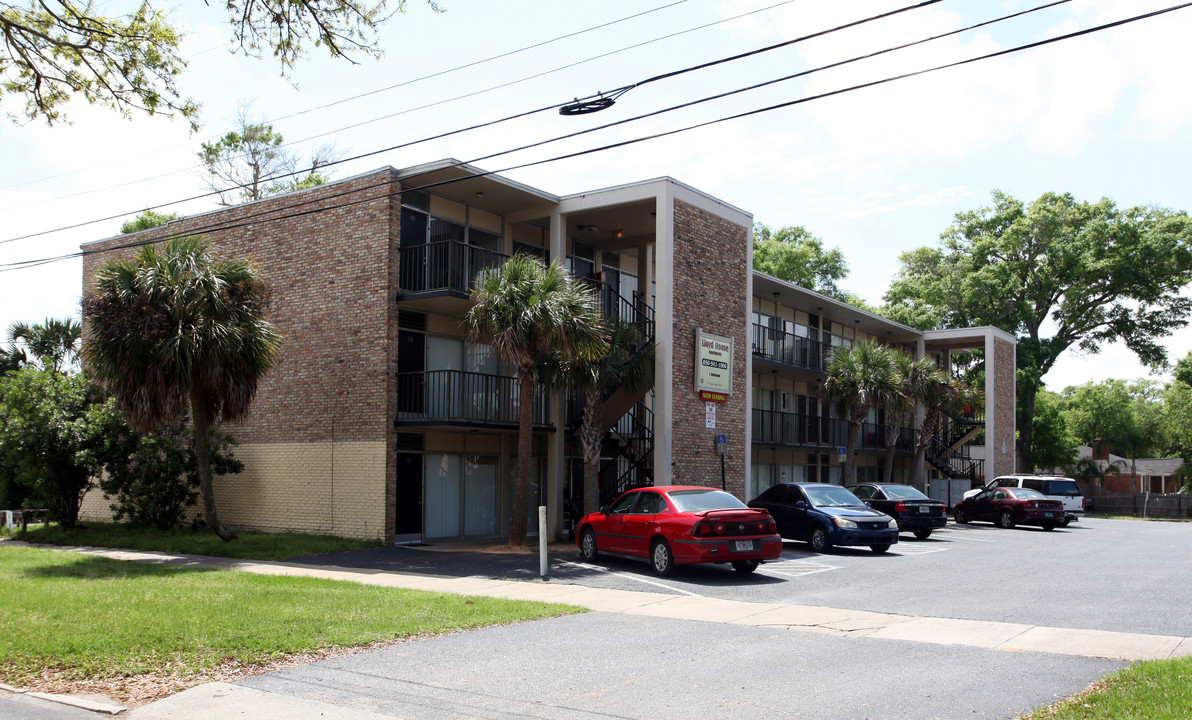 Villas of East Hill in Pensacola, FL - Foto de edificio