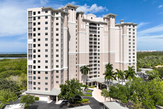 Tower Pointe at Arbor Trace in Naples, FL - Building Photo - Building Photo