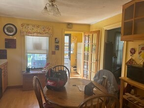 305 Harrington Way in Worcester, MA - Building Photo - Building Photo