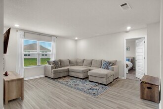 924 Sandbar Loop in Crestview, FL - Building Photo - Building Photo