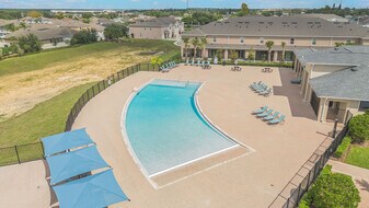 1623 Thicket Ave in Davenport, FL - Building Photo