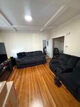 57 Irving St, Unit Irving St in Everett, MA - Building Photo - Building Photo