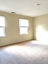 25 Old Turnpike Rd, Unit Building 15 5 in Southington, CT - Building Photo - Building Photo