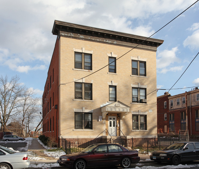 124 Wooster St in Hartford, CT - Building Photo - Building Photo