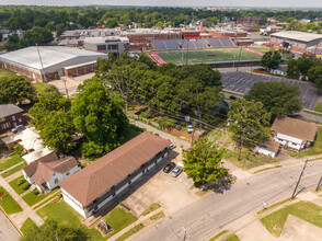 MF-15-The Oak Apartments in Fort Smith, AR - Foto de edificio - Building Photo