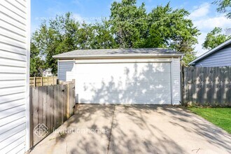 113 Davis Ct in Bolingbrook, IL - Building Photo - Building Photo