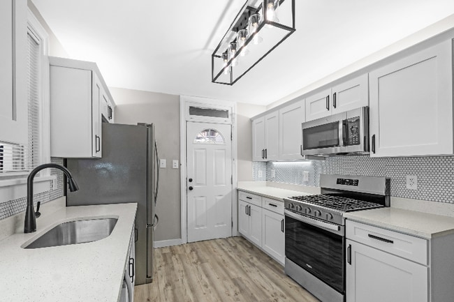 52 Owendale Ave in Pittsburgh, PA - Foto de edificio - Building Photo