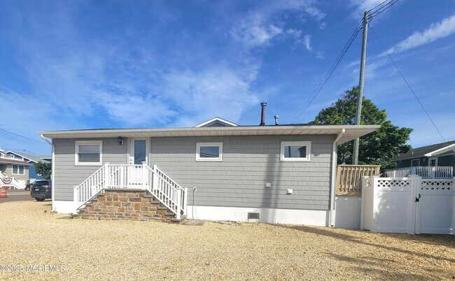 141 Ocean Bay Blvd in Lavallette, NJ - Building Photo - Building Photo