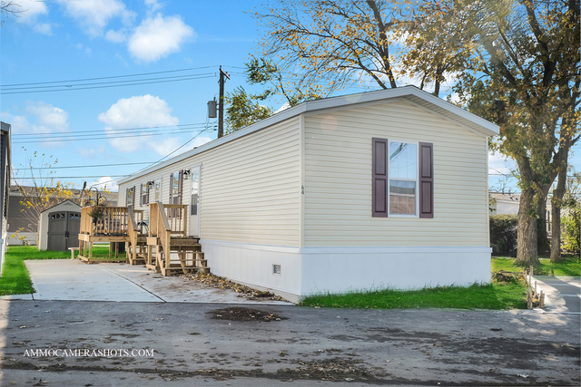 14001 Western Ave in Blue Island, IL - Foto de edificio
