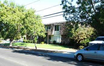 Brentwood Village in Benicia, CA - Building Photo - Building Photo