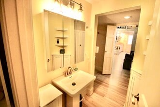 1039 Henriette Delille St, Unit Cozy Cottage in Treme in New Orleans, LA - Foto de edificio - Building Photo
