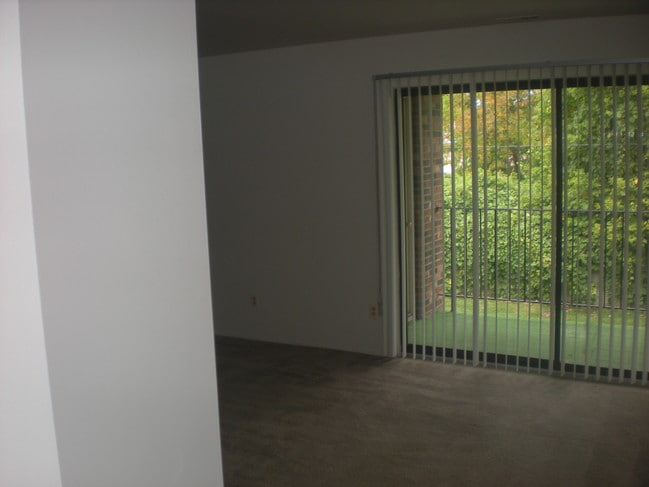 20418 Purlingbrook St, Unit 20418 in Livonia, MI - Building Photo - Building Photo