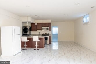 21 Old Bonifant Rd in Silver Spring, MD - Building Photo - Building Photo