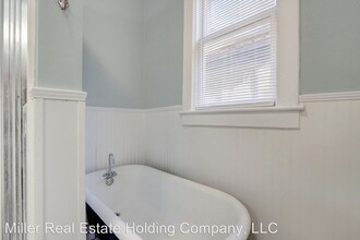 631 W 37th St in Savannah, GA - Foto de edificio - Building Photo