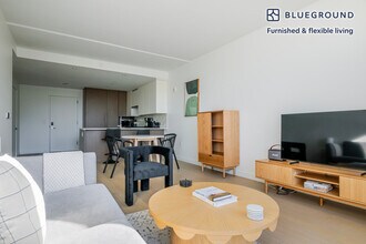 390 Harrison Ave, Unit FL6-ID1328 in Boston, MA - Building Photo - Building Photo