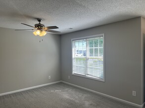 120 Wind Chime Ct in Raleigh, NC - Building Photo - Building Photo