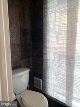 8 E Darby Ct in Gaithersburg, MD - Building Photo - Building Photo