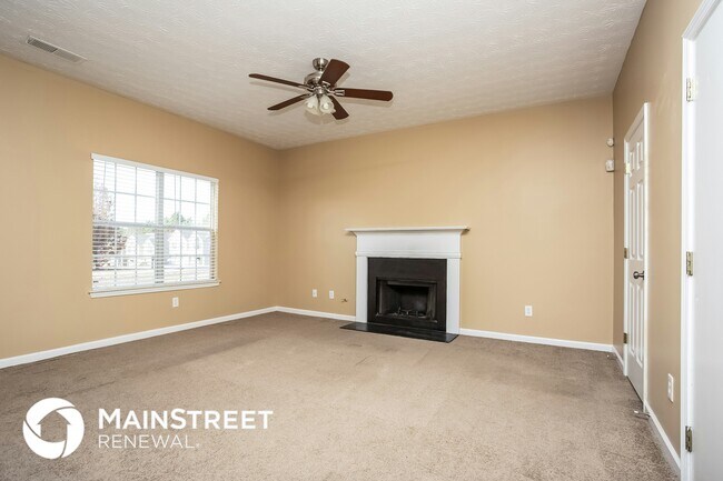 3301 Sapphire Ct in Union City, GA - Building Photo - Building Photo
