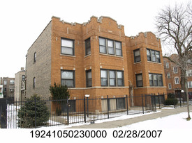 6353 S Richmond St in Chicago, IL - Building Photo