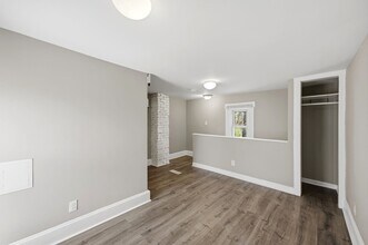 180 Hayden Ave in Columbus, OH - Building Photo - Building Photo