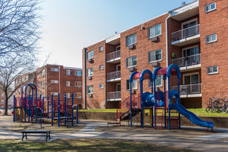 Mason Avenue Apartments in Alexandria, VA - Building Photo - Building Photo