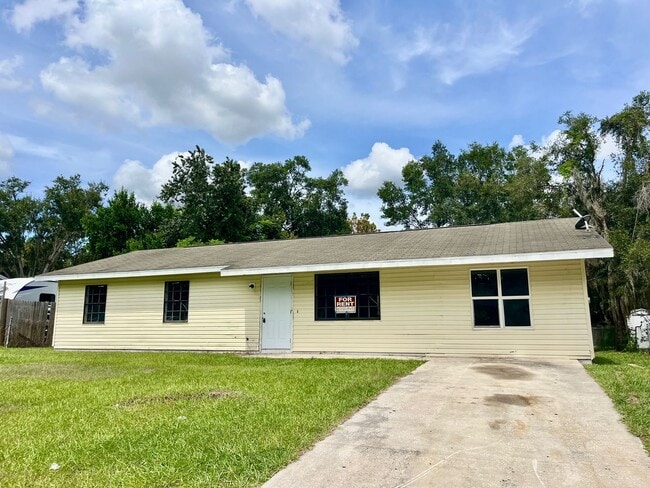property at 37115 Goldenrod Ct