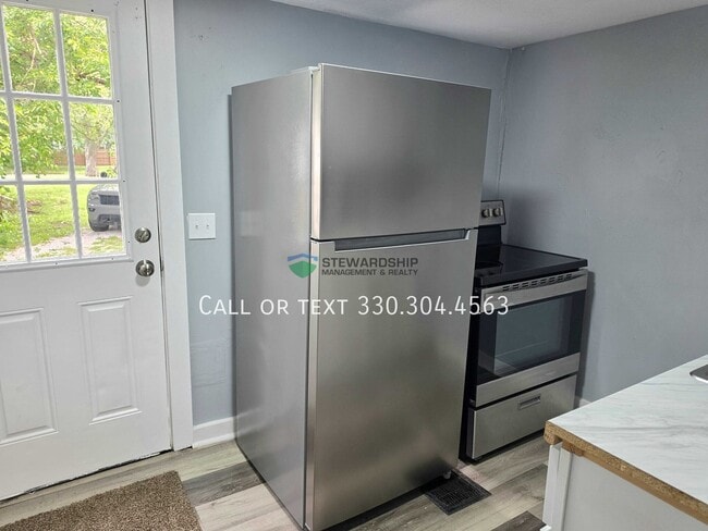 property at 885 Wales Rd NE