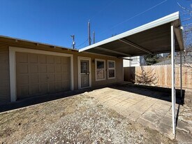 269 E Rosewood Ave in San Antonio, TX - Building Photo