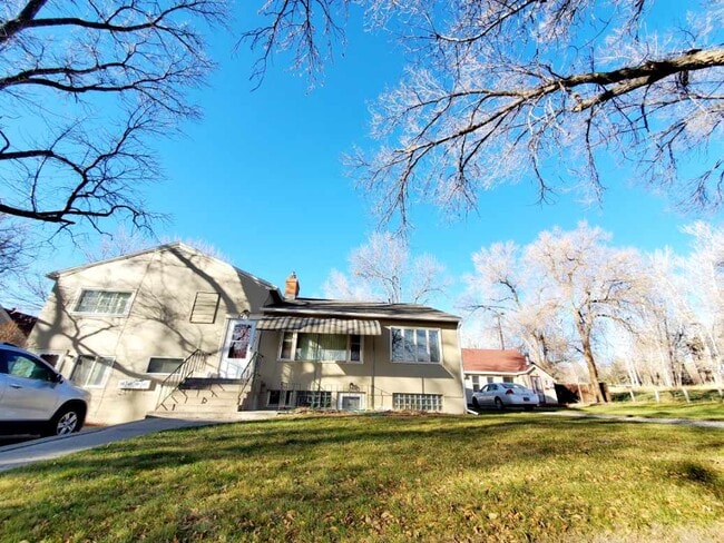 2418 Pine St, Unit #404