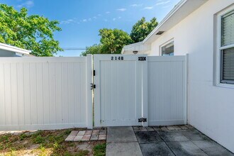 214 NE 11th St in Delray Beach, FL - Building Photo - Building Photo