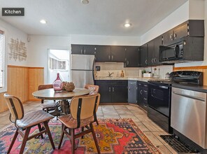 731 E Roosevelt Ave in Salt Lake City, UT - Building Photo - Building Photo