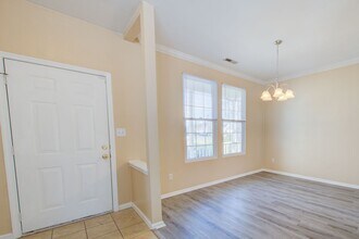 504 Tuskegee Ave in Chesapeake, VA - Building Photo - Building Photo