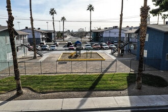 Ava Apartments in Las Vegas, NV - Foto de edificio - Building Photo