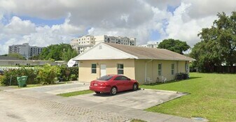 3055 NW 76th St in Miami, FL - Building Photo