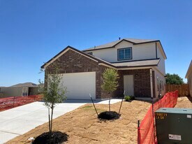 5311 Daniel Way in Saint Hedwig, TX - Building Photo