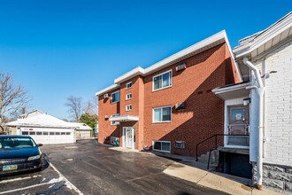 5409 Carthage Ave in Cincinnati, OH - Foto de edificio - Building Photo