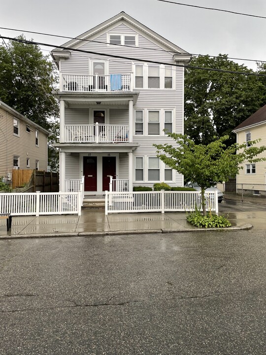 15 Pinehurst Ave, Unit #1 in Providence, RI - Foto de edificio