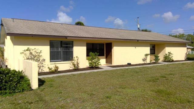 847 SE 8th Ter in Cape Coral, FL - Building Photo