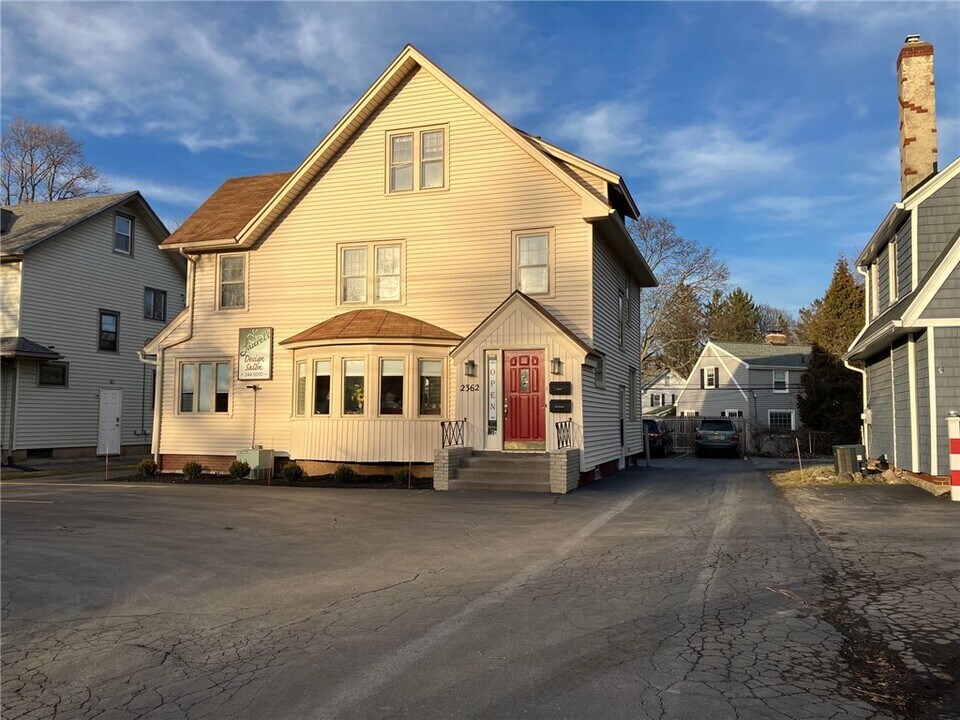 2362 Monroe Ave in Rochester, NY - Building Photo