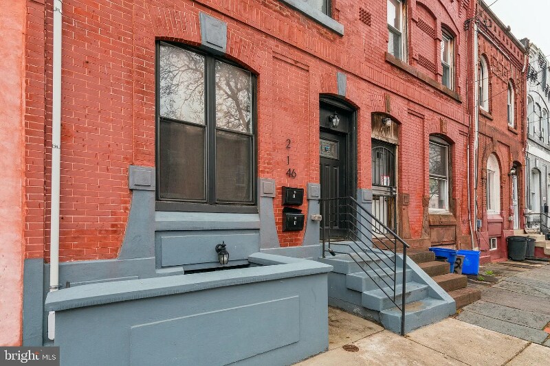 2146 N Van Pelt St in Philadelphia, PA - Building Photo