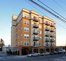 Oakview Building Apartments