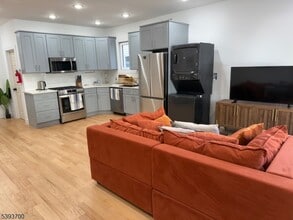 492 S 20th St in Newark, NJ - Building Photo - Building Photo