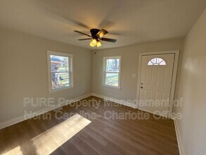 1708 Newland Rd in Charlotte, NC - Building Photo - Building Photo